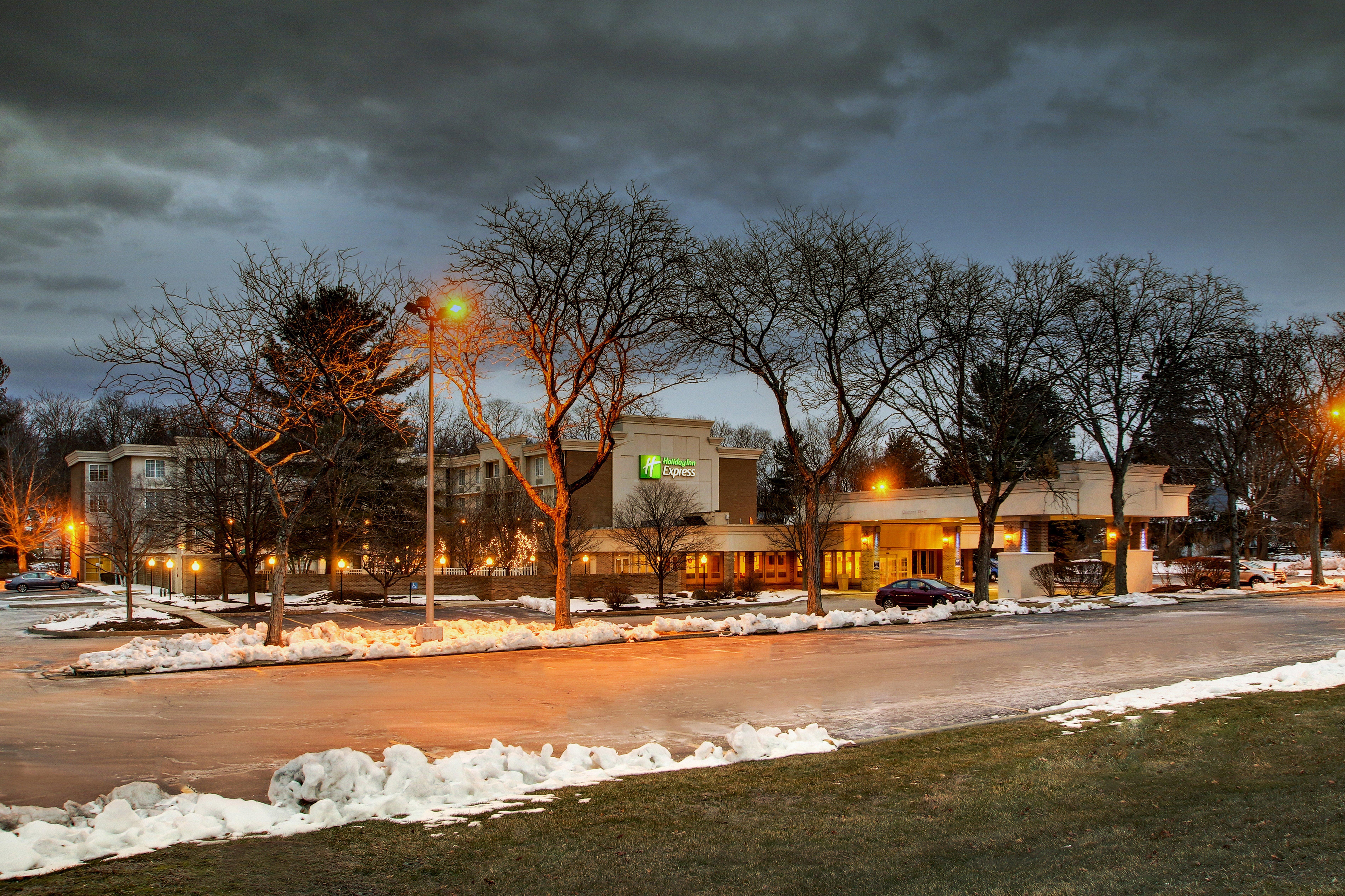 Holiday Inn Express Poughkeepsie By Ihg Exteriör bild