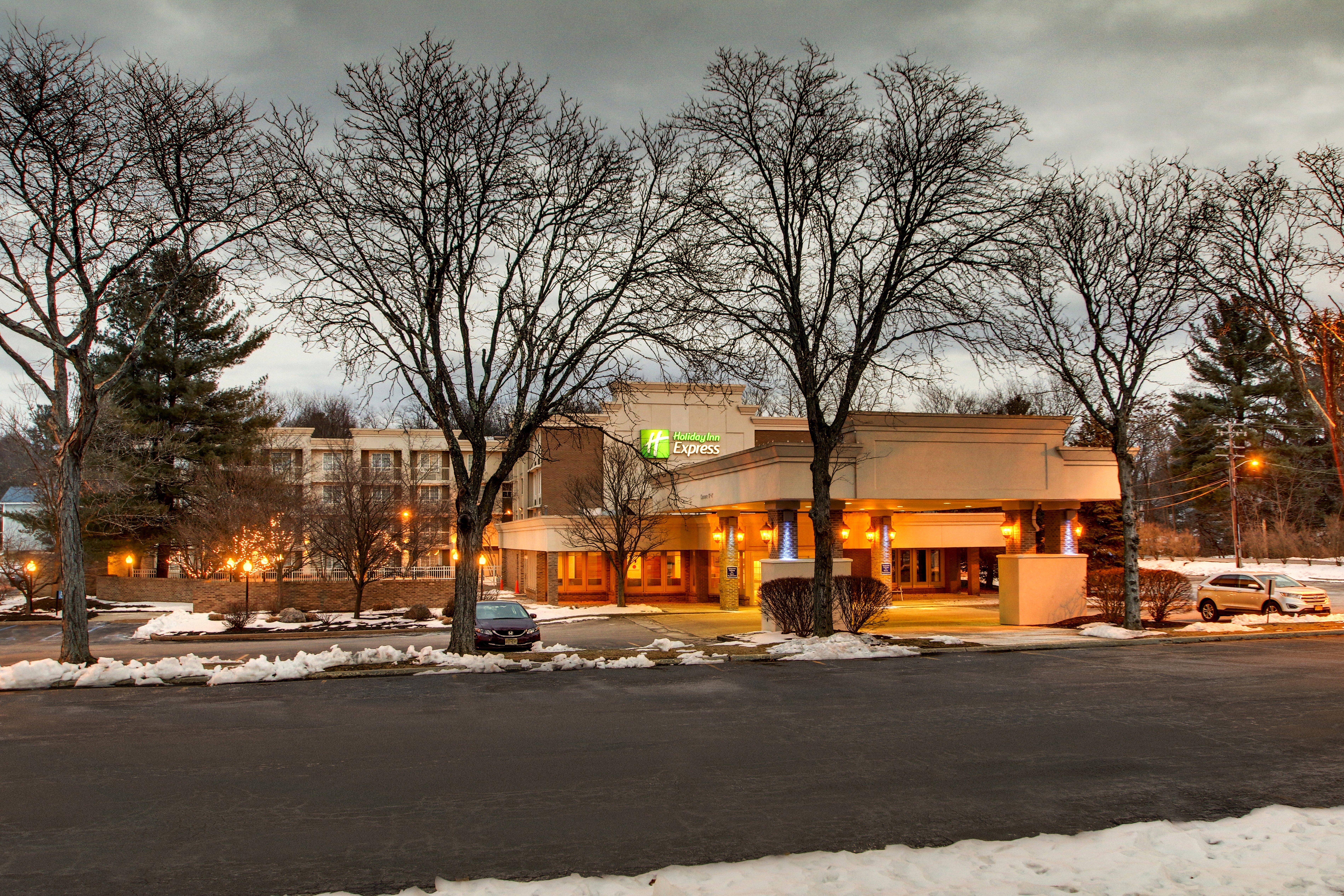 Holiday Inn Express Poughkeepsie By Ihg Exteriör bild