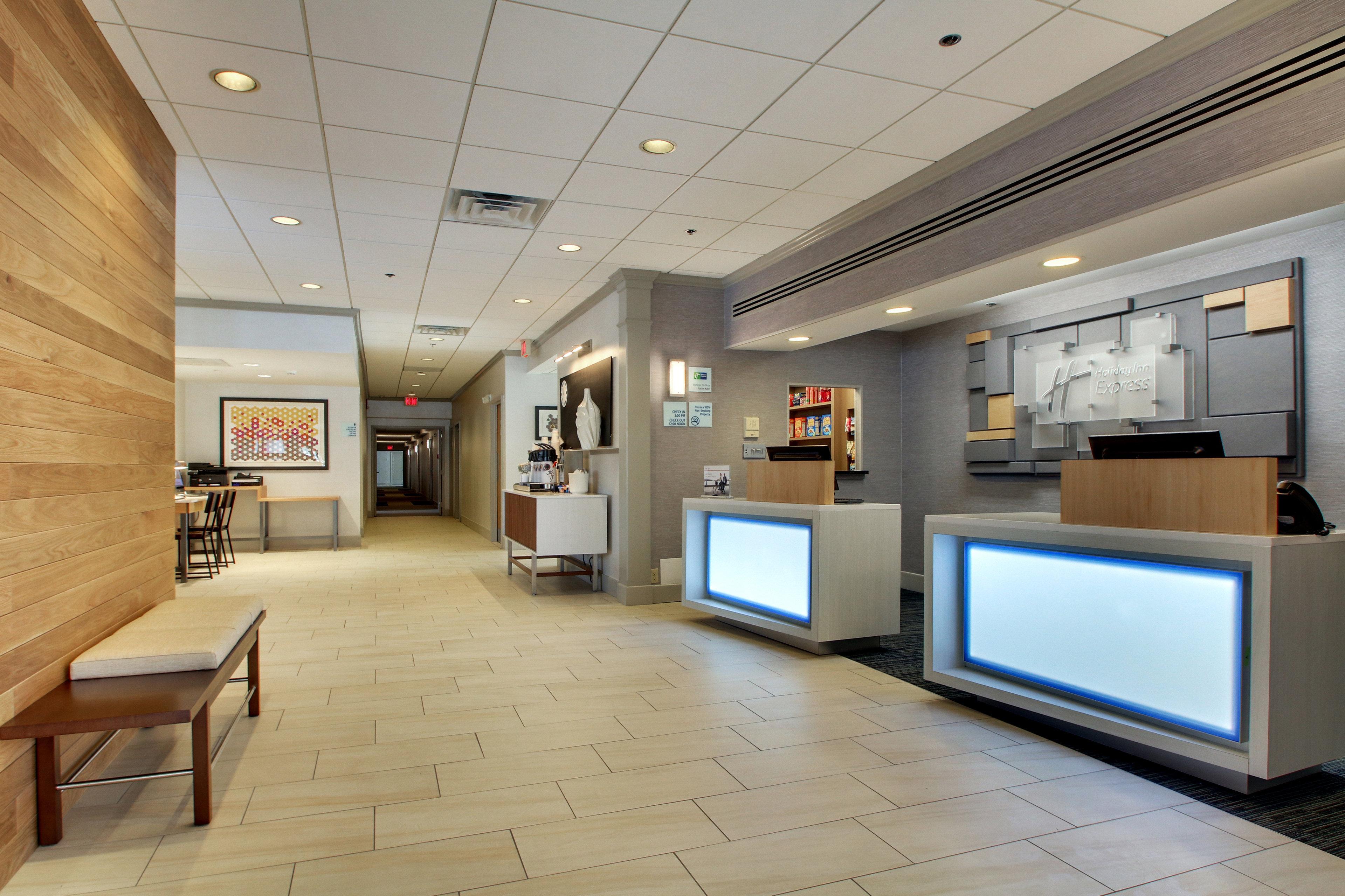 Holiday Inn Express Poughkeepsie By Ihg Exteriör bild
