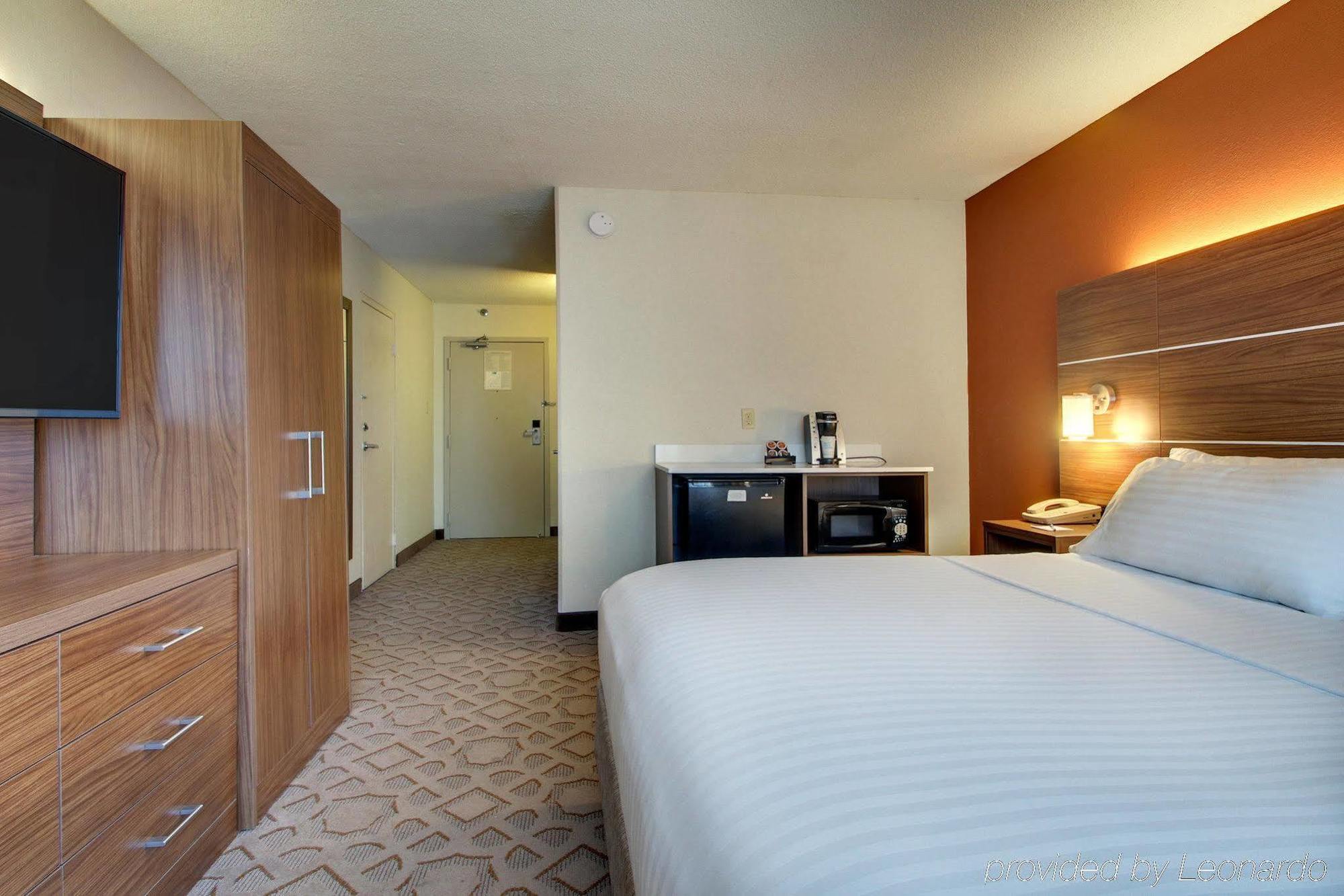 Holiday Inn Express Poughkeepsie By Ihg Exteriör bild