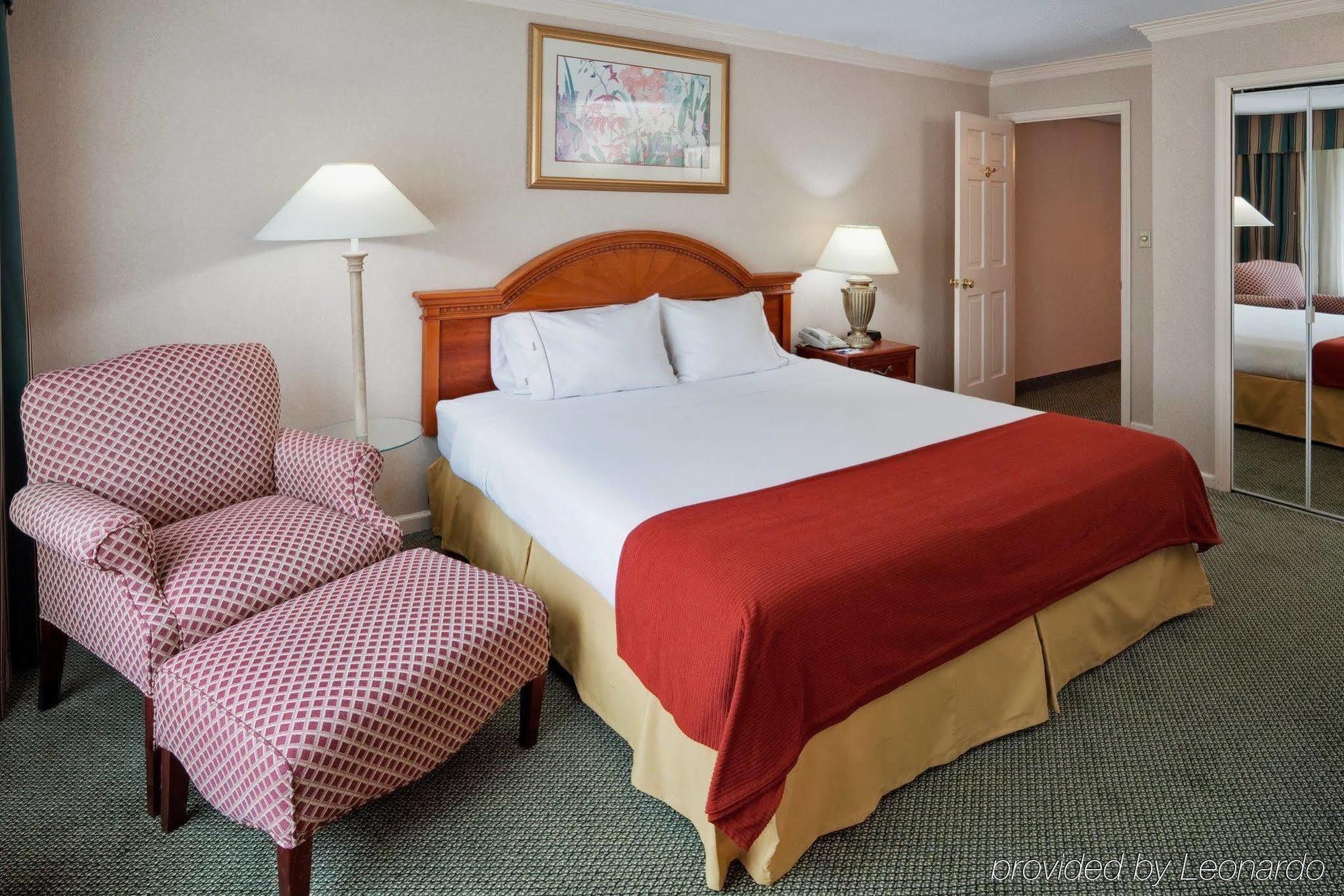 Holiday Inn Express Poughkeepsie By Ihg Exteriör bild